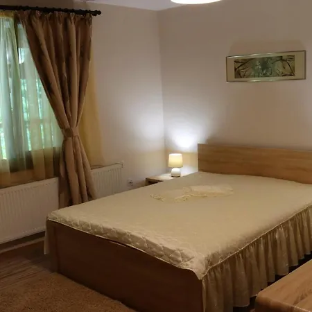 House - попниколови Konukevi Sapareva Banya