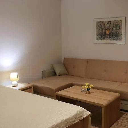 House - попниколови Sapareva Banya