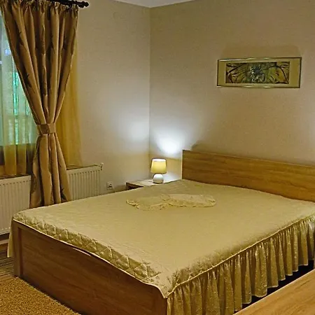 Gasthuis House - попниколови