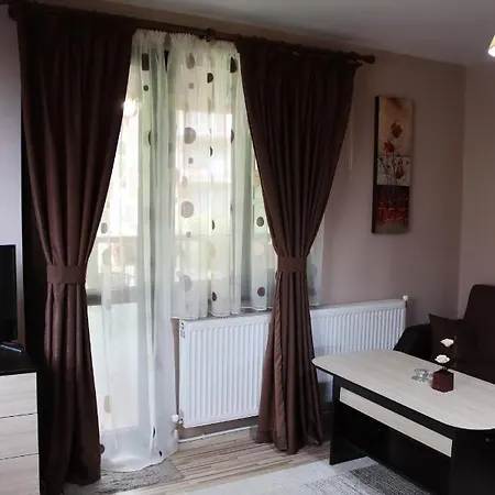 House - попниколови * Sapareva Banya