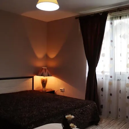 House - попниколови *