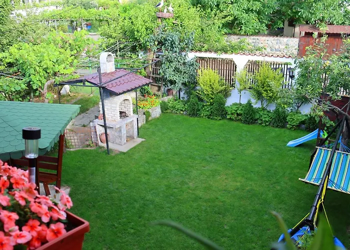 House - попниколови Sapareva Banja