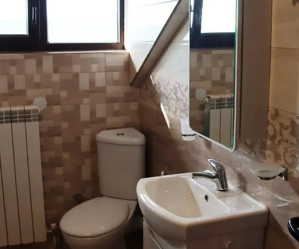 House - попниколови Sapareva Banja